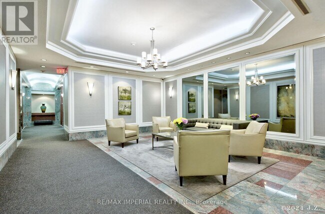 Photo du bâtiment - 24 Wellesley St W