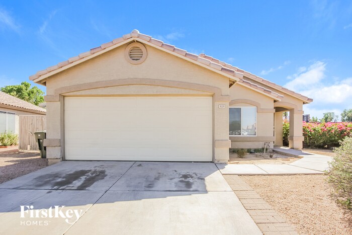 Primary Photo - 4139 W Solar Dr