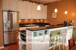 Foto del edificio - 2911 N Wolcott Ave