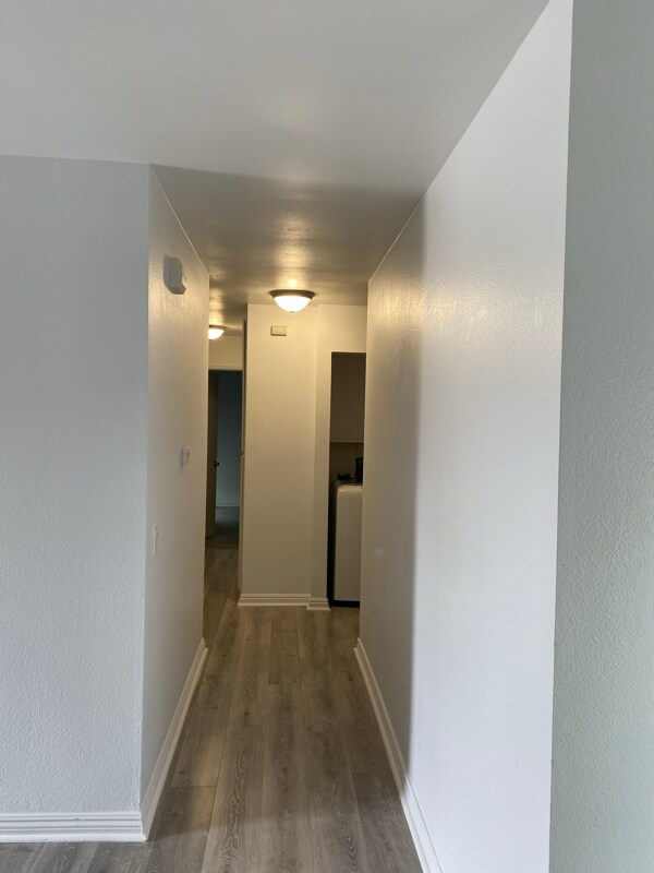 Foto del edificio - 3761 Ketch Ave