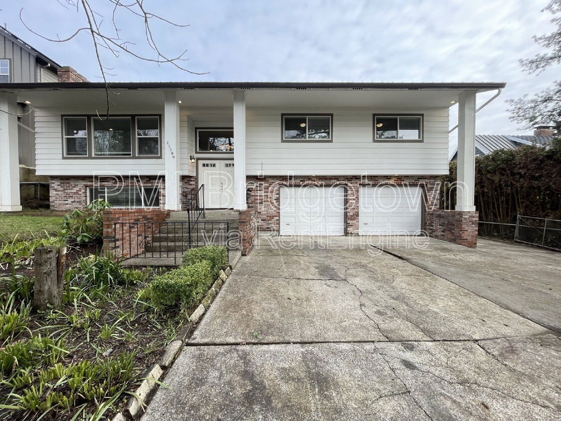 Photo - 15300 Se Lee Ave