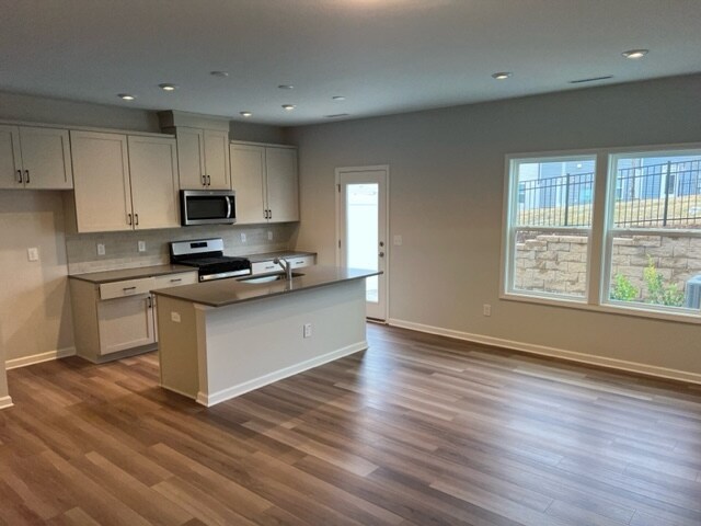 Foto del edificio - 811 Star Ridge Dr