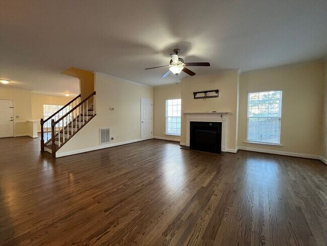 Foto del edificio - 8700 Gooch Ct