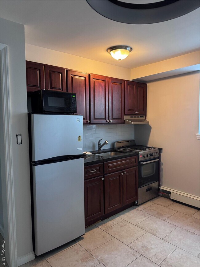 Foto del edificio - 65 W Broadway