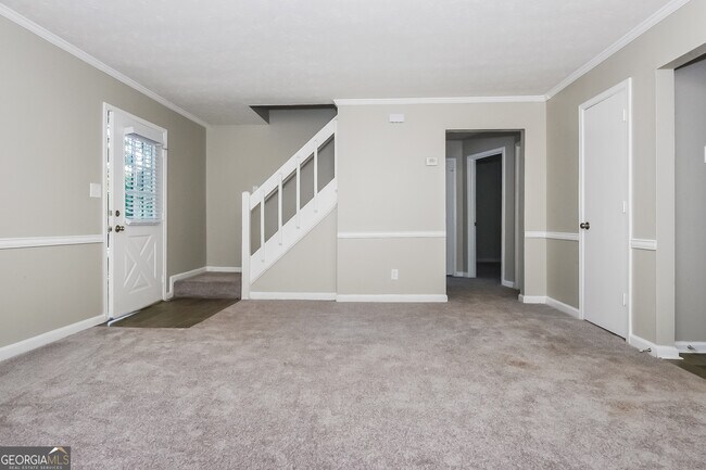 Foto del edificio - 144 Fairview Dr