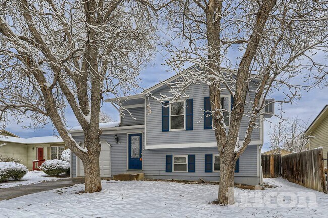 Building Photo - 18871 E Gunnison Pl