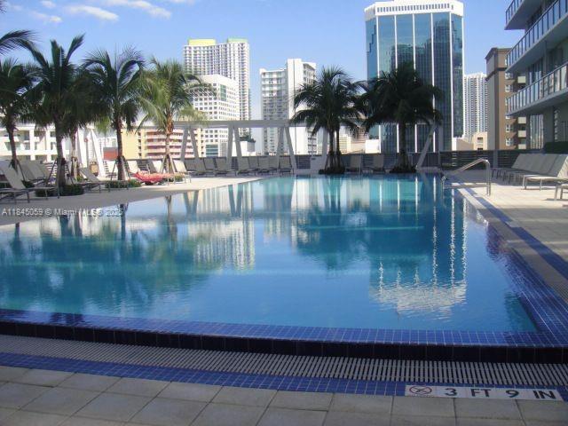 Foto principal - 1111 SW 1st Ave