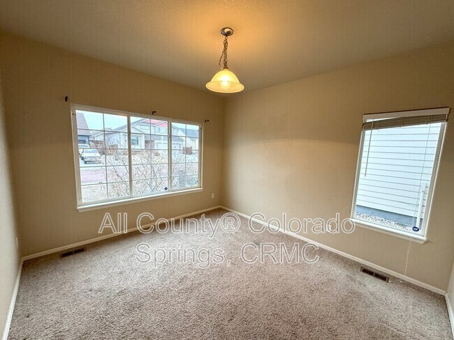 Foto del edificio - 13113 River Falls Terrace