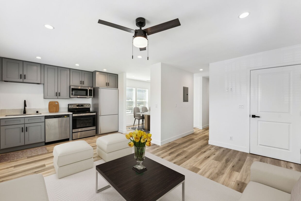 Foto principal - 113 S Lillie Ave