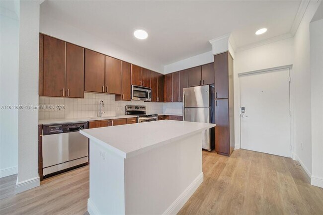 Building Photo - 10170 SW 7th St