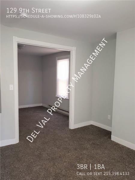 Building Photo - 129 9th St