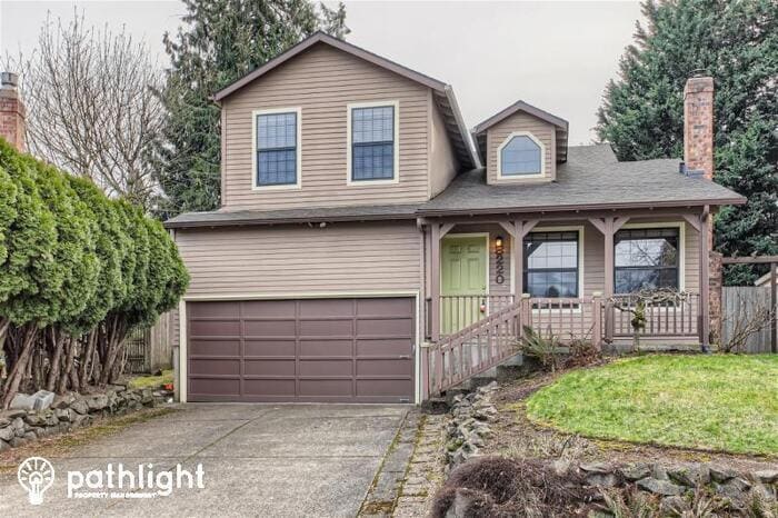 Primary Photo - 8220 Southwest Fanno Creek Drive, Tigard, ...