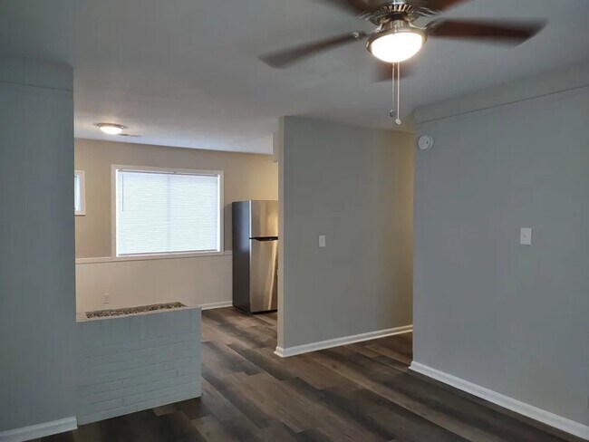 Building Photo - 4747 Marino St