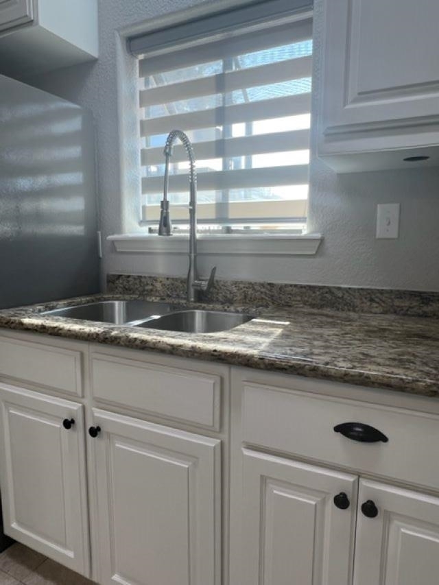 Foto del edificio - 1609 Saldana Ave