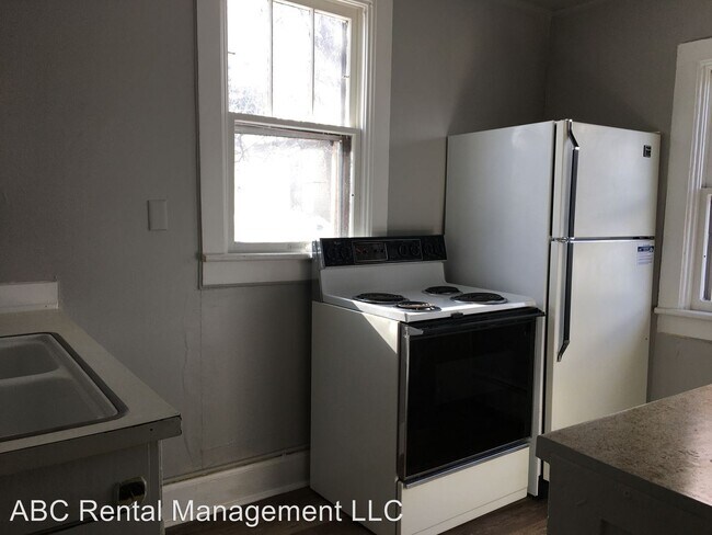 Foto del edificio - 136 E King St