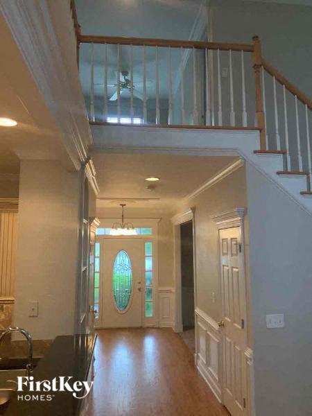 Building Photo - 5050 Brent Knoll Ln