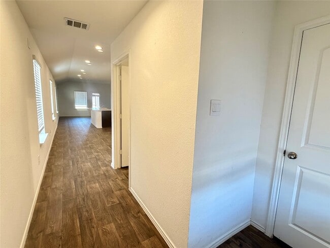 Foto del edificio - 14858 Cypress Holw Dr