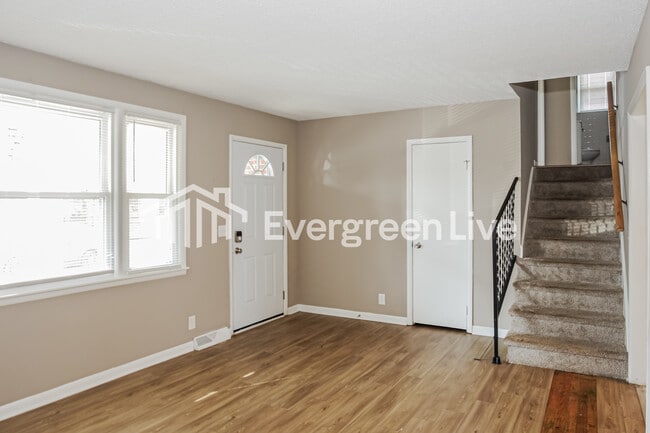 Foto del edificio - 3216 Teton Dr NW