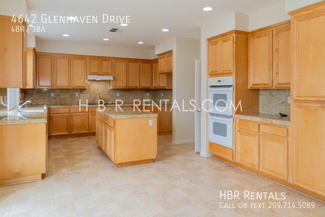 Building Photo - 4642 Glenhaven Dr