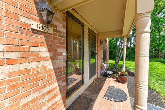 Foto del edificio - 6477 Brookedge Ct