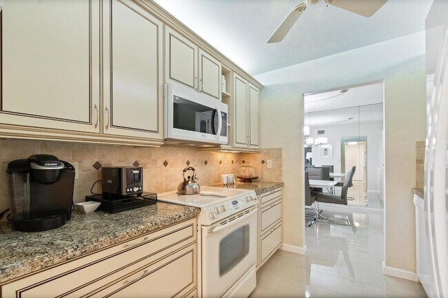 Foto del edificio - 5440 N Ocean Dr