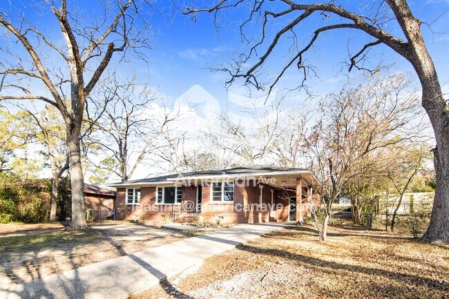 Foto del edificio - 3465 Matilda Ln