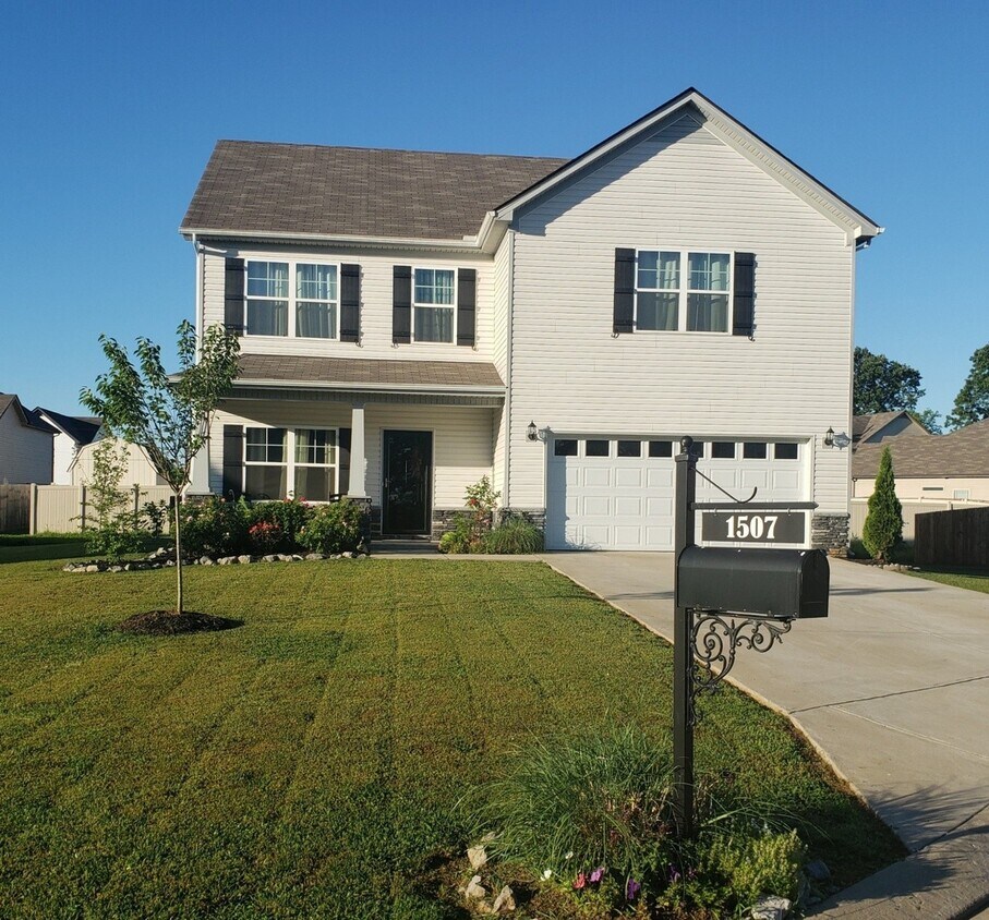 1507 Halverson Dr, Murfreesboro, TN 37128 House Rental in