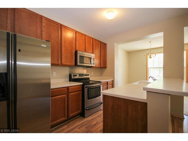 Foto del edificio - 1621 Woodlynn Ave