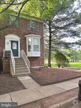 Building Photo - 367 Bridle Crest Square NE