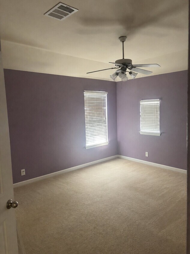 Building Photo - 908 Hartman Dr