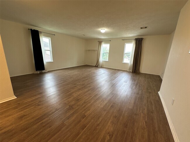 Foto del edificio - 7706 Sagemark Ridge Dr