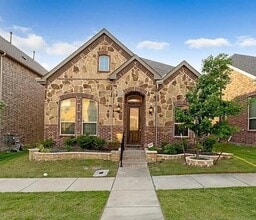 Building Photo - 7023 Mammoth Dr
