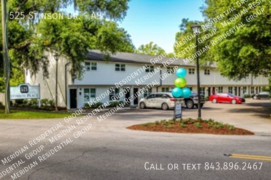 Primary Photo - Renovated ~ 2 bedroom / 1.5 Townhome in We...