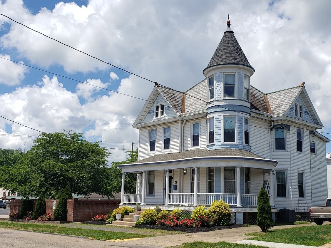 206 3rd Ave, Gallipolis, OH 45631 House Rental in Gallipolis, OH