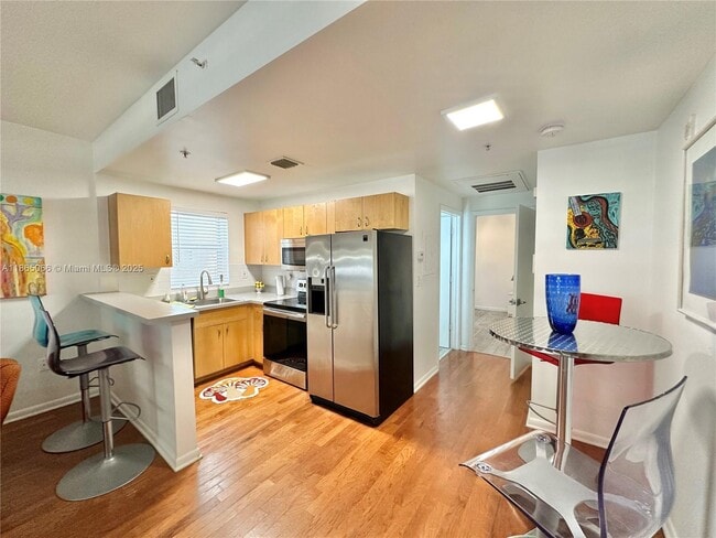 Building Photo - 1542 Drexel Ave