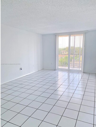 Foto del edificio - 1251 NE 108th St