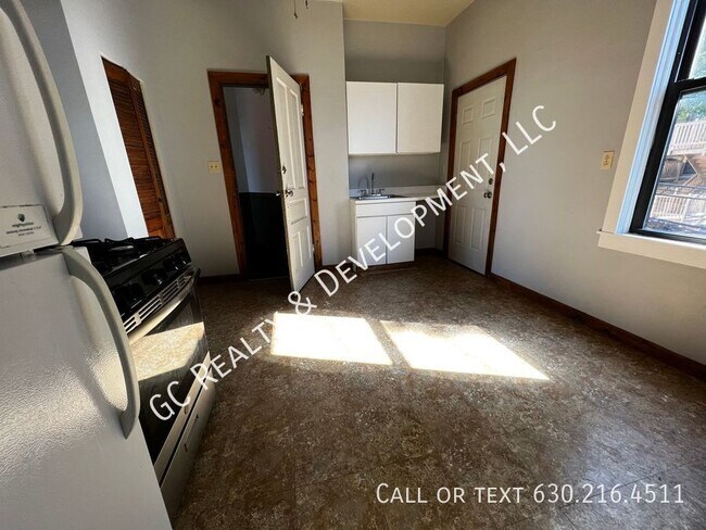 Foto del edificio - 1115-1115 W Patterson Ave