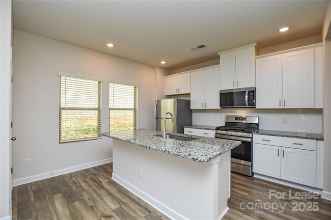 Foto del edificio - 3215 Lisburn St