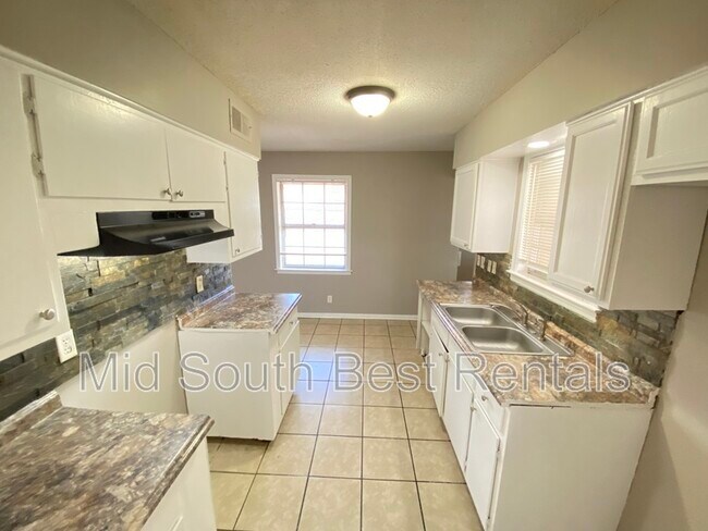 Building Photo - 3462 Knight Rd