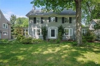 Building Photo - 2924 Brighton Rd