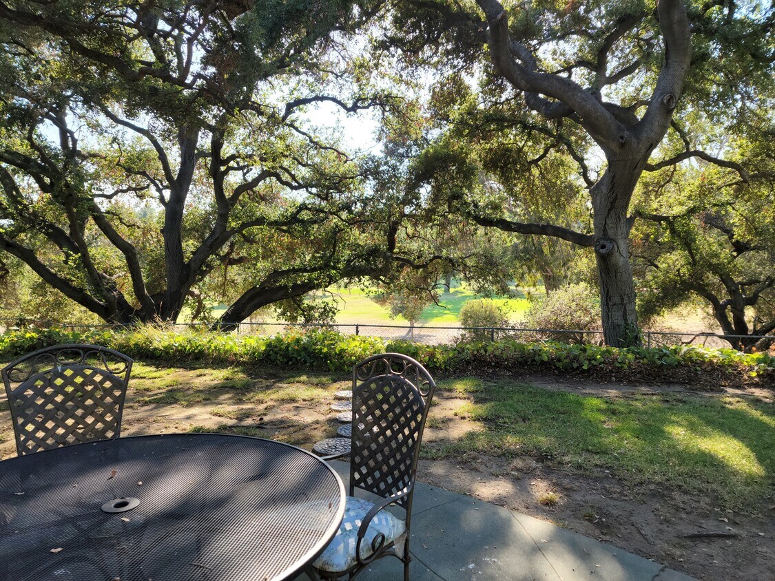 Golf Course Living - 1165 Pine Bluff Dr