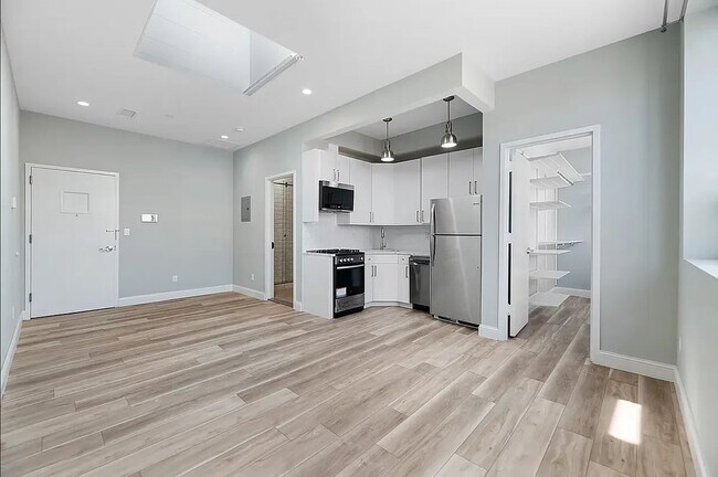 Building Photo - 51 Olive Street