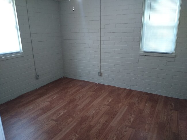 Foto del edificio - 3569 Thorpe St