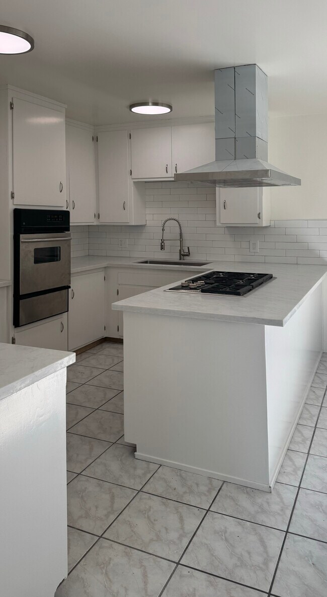 Cocina - 716 Glenway Dr