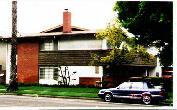 Building Photo - 2653-2659 E Harbor Blvd