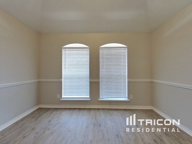 Building Photo - 12416 Pinestraw Rd