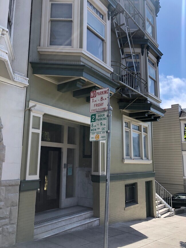 Foto del edificio - 1355 California St