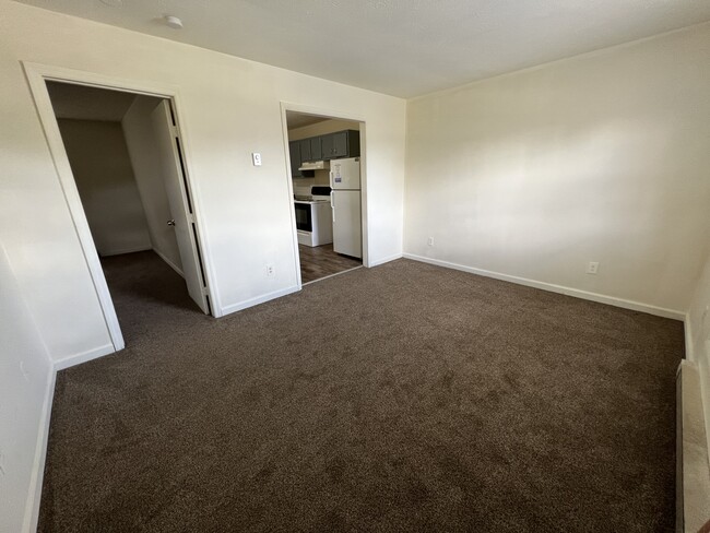 Building Photo - 6433 Applecross Ave