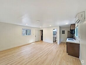 Building Photo - 3091 Boundary St