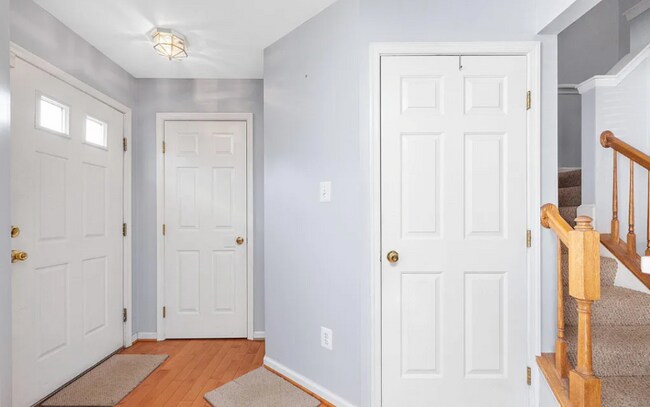 Building Photo - 10008 Grass Market Ct